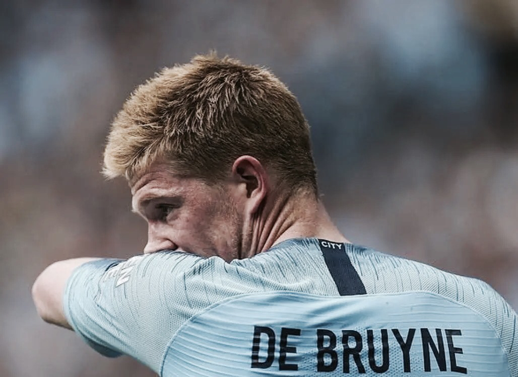 比安奇：难以理解孔蒂如此抱怨，球队的替补席存在问题（比安奇：孔蒂的抱怨令人费解，症结在球队板凳深度）