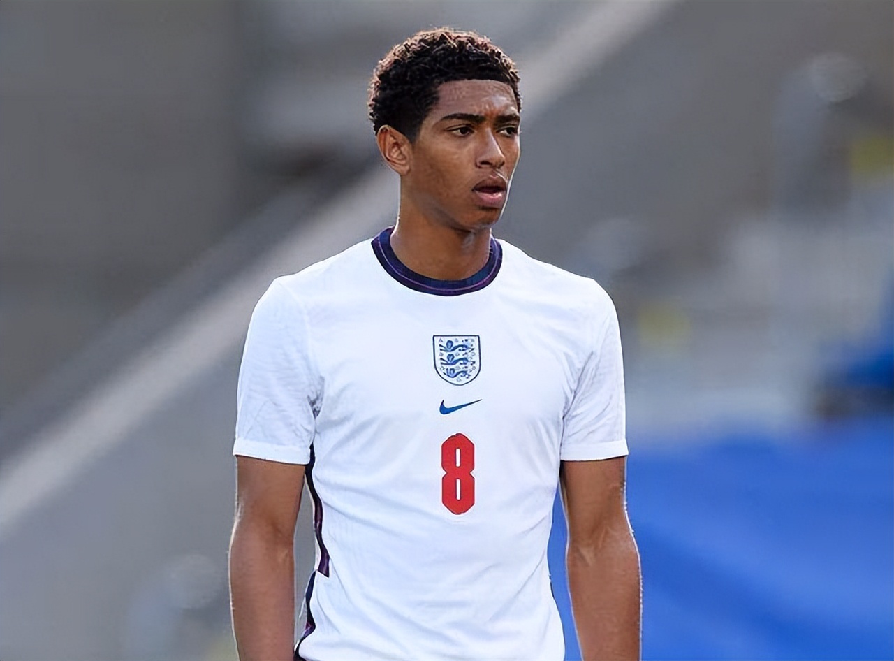 斯基拉：索默在国米的未来存疑，目前续约谈判陷入停滞（斯基拉：索默与国米续约停滞，未来去留成疑）