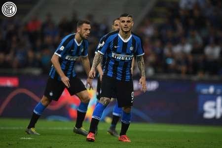 王钰栋：留洋计划保密，希望未来带领中国队踢世界杯（王钰栋：留洋动向暂时保密，盼未来率国足闯入世界杯）