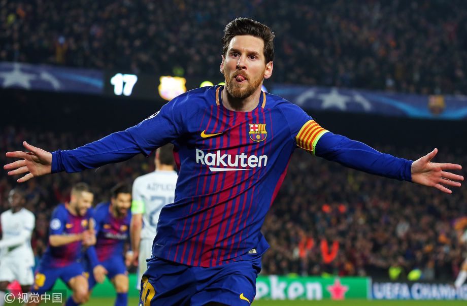 超越老穆勒！凯恩成为德甲历史上最快达成十次帽子戏法的球员（凯恩超越盖德·穆勒，创德甲最快达成10次帽子戏法纪录）