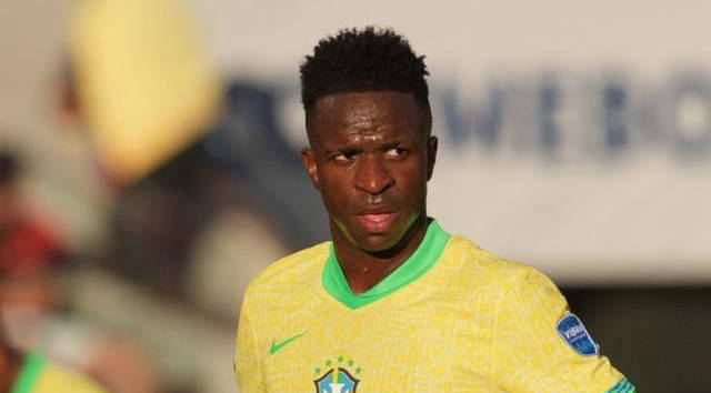 曼奇尼：我喜欢冲入对方禁区参与进攻；希望弗格森找到转折点（曼奇尼：偏爱前插禁区参与进攻，盼弗格森迎来转机）