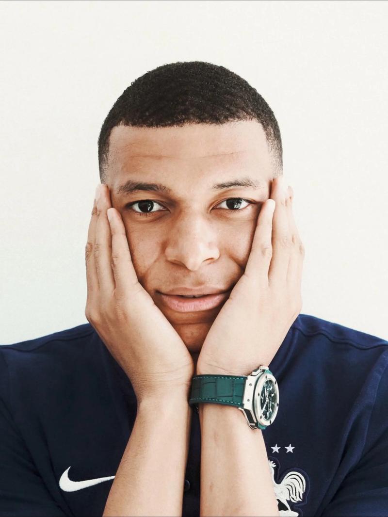 安德里希谈判罚：丘库埃梅卡倒地的方式对我来说不是正常摔倒（安德里希评点球判罚：我认为丘库埃梅卡的倒地并非正常摔倒）