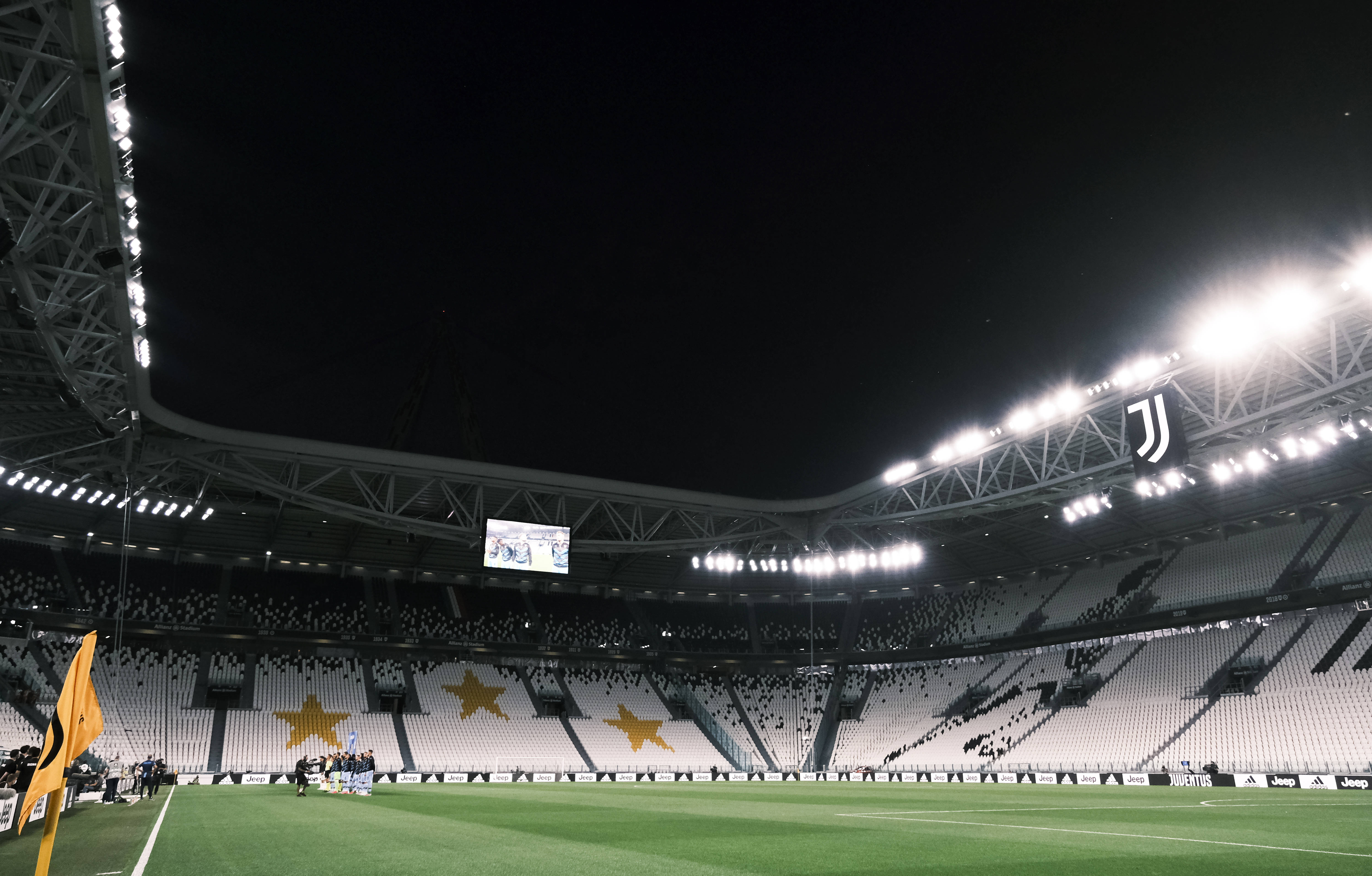 王俊杰10分3篮板&连续2场得分上双，赵维伦1篮板3助攻（王俊杰砍下10分3板连两场得分上双，赵维伦贡献1板3助攻）