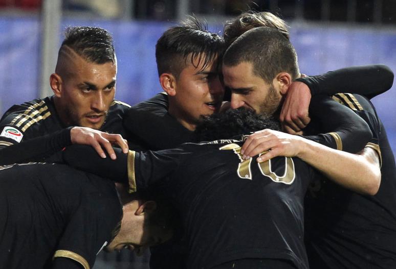 利雅得胜利vs扎瓦拉首发：C罗领衔！菲利克斯、布罗佐维奇在列（利雅得胜利对阵扎瓦拉首发出炉：C罗领衔，菲利克斯与布罗佐维奇在列）