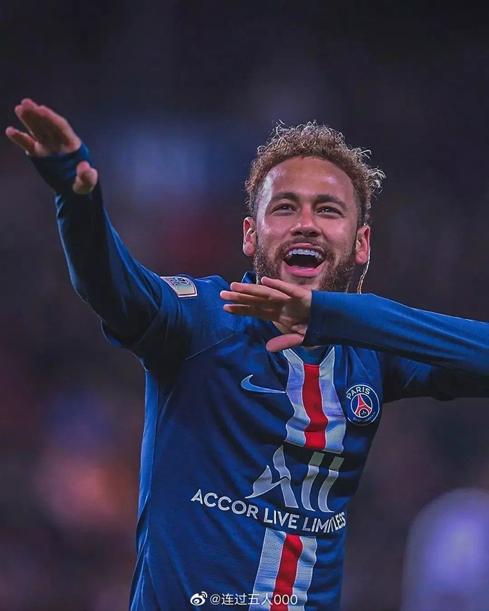 弗林蓬选交手过的最佳五人队：亚马尔、贝林、穆西亚拉在列（弗林蓬评选生涯对位最佳五人阵容：亚马尔、贝林厄姆、穆西亚拉上榜）