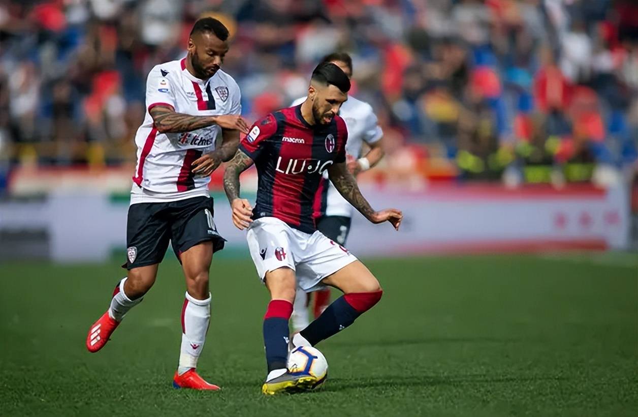 B费谈C罗被罚下：这是足球里会发生的事，他知道自己犯了错误