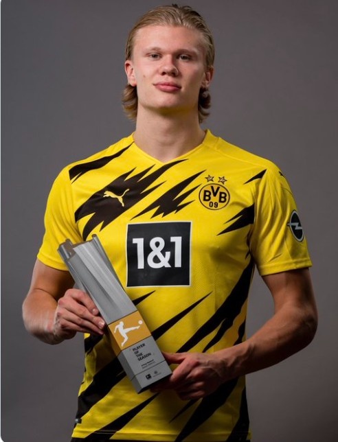 拉菲尼亚的王者归来：巴萨的定海神针与欧冠梦想