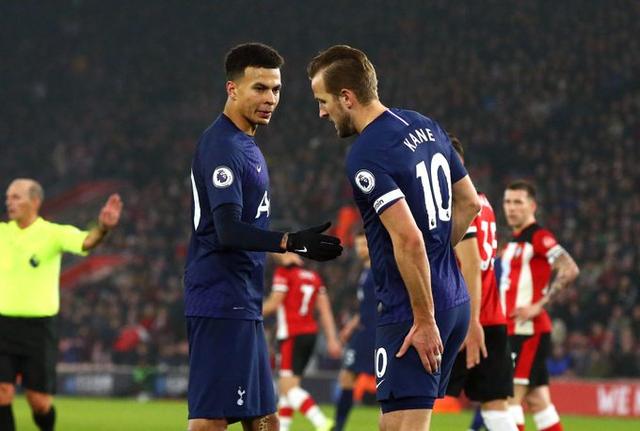 欧冠战报：马杜埃凯双响，马丁内利破门，阿森纳3-0布鲁日（欧冠：马杜埃凯梅开二度，马丁内利建功，阿森纳3-0完胜布鲁日）