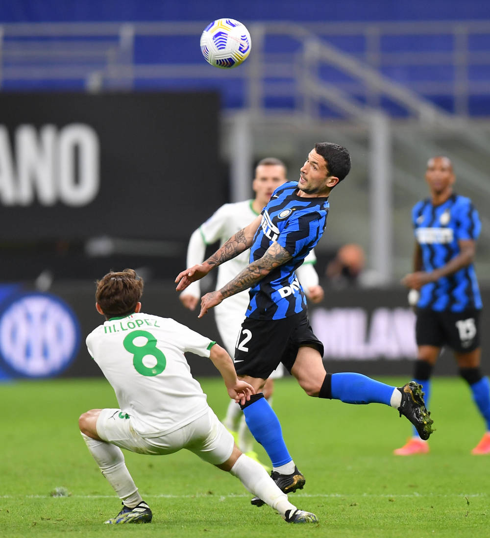 斯洛特：最近几周我们都经历了考验，球队必须拼搏并继续战斗（斯洛特：近几周历经考验，球队唯有全力拼搏并坚持战斗）