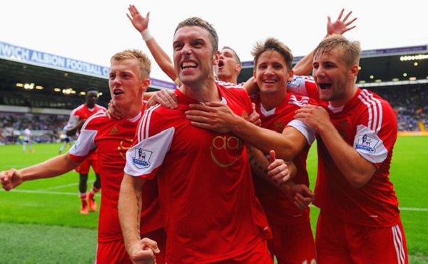 贝纳蒂亚：除了德布劳内，夏窗我们还联系过韦斯利-福法纳（贝纳蒂亚：今夏除德布劳内外，我们也与韦斯利-福法纳接触过）