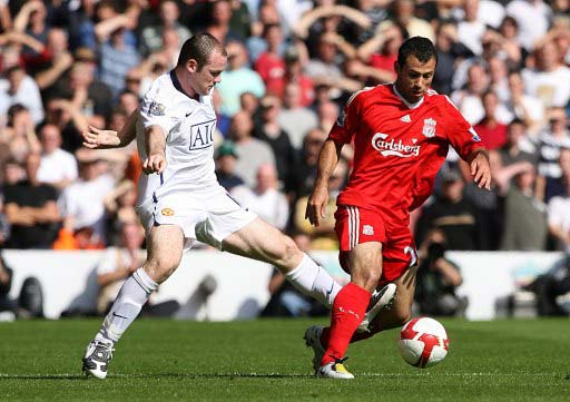 MVP+梅开二度：孔德vs法兰克福个人集锦（孔德个人集锦：对阵法兰克福荣膺MVP并梅开二度）